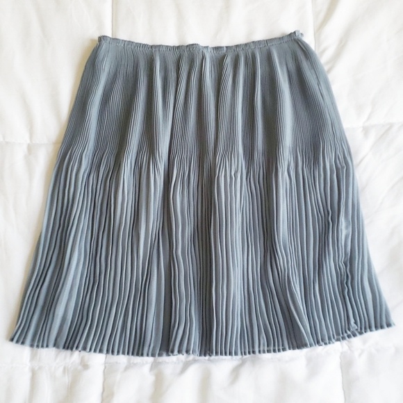 H&M Dresses & Skirts - 🎀 H&M Pleated Pale Blue Skirt